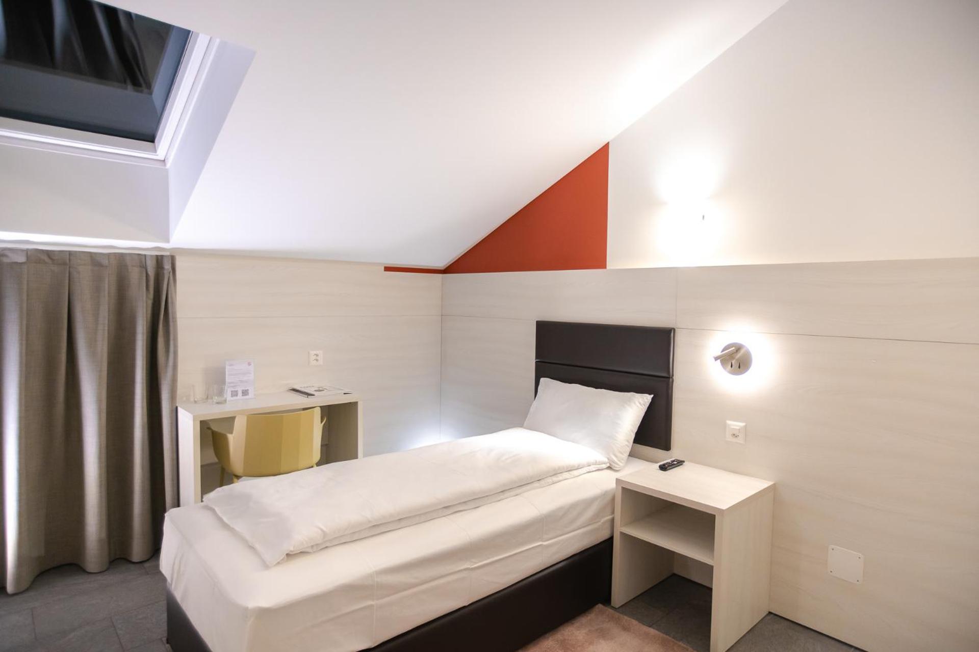 Miralago Locarno Easy Rooms Muralto الغرفة الصورة