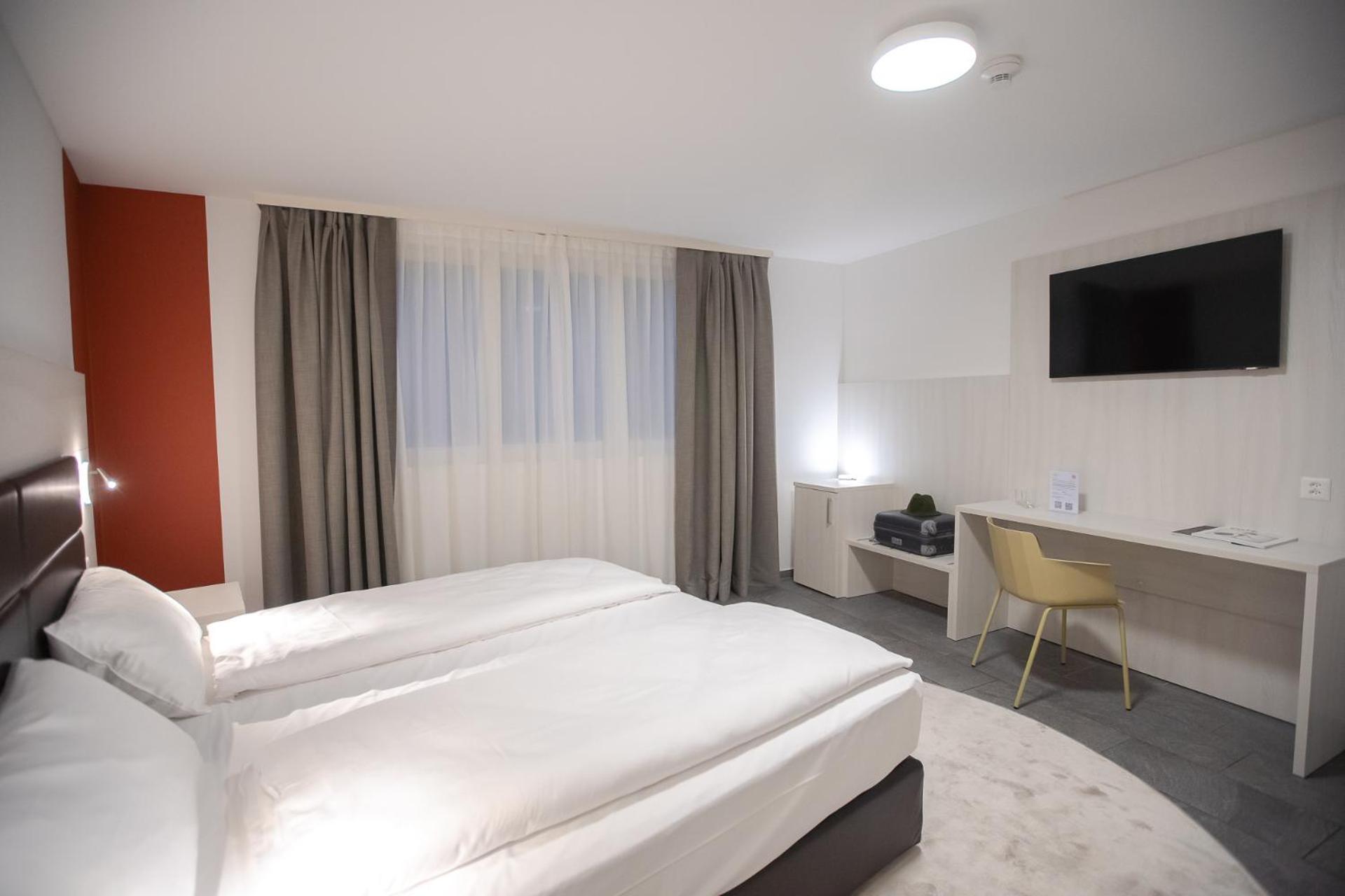 Miralago Locarno Easy Rooms Muralto المظهر الخارجي الصورة